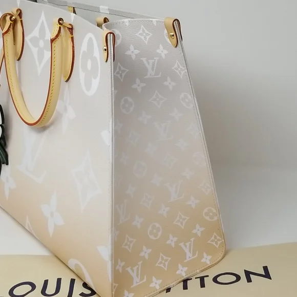 Sold BRAND NEW Louis Vuitton By the Pool Onthego GM - Picture 7 of 9